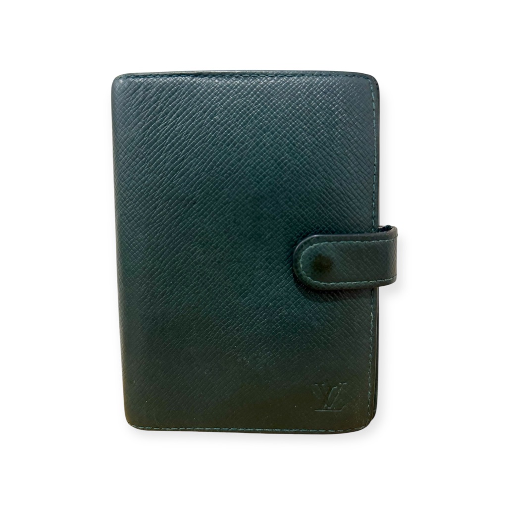 Louis Vuitton Green Textured Leather Card  Key Holder